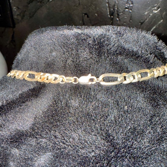 Sterling Silver Figaro Chain - Picture 5 of 6